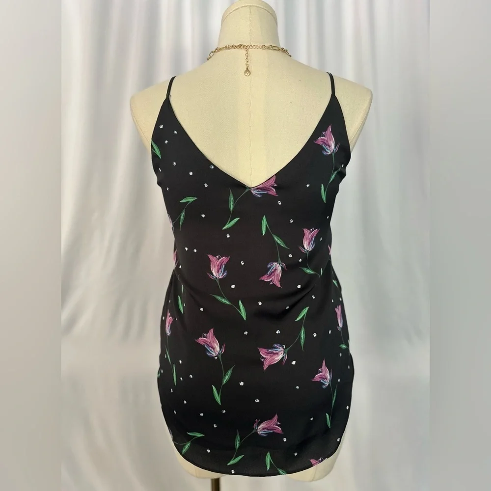 Tahari Floral Satin Cami Top Black Pink Lily Print V-Neck Spaghetti strap (1066)